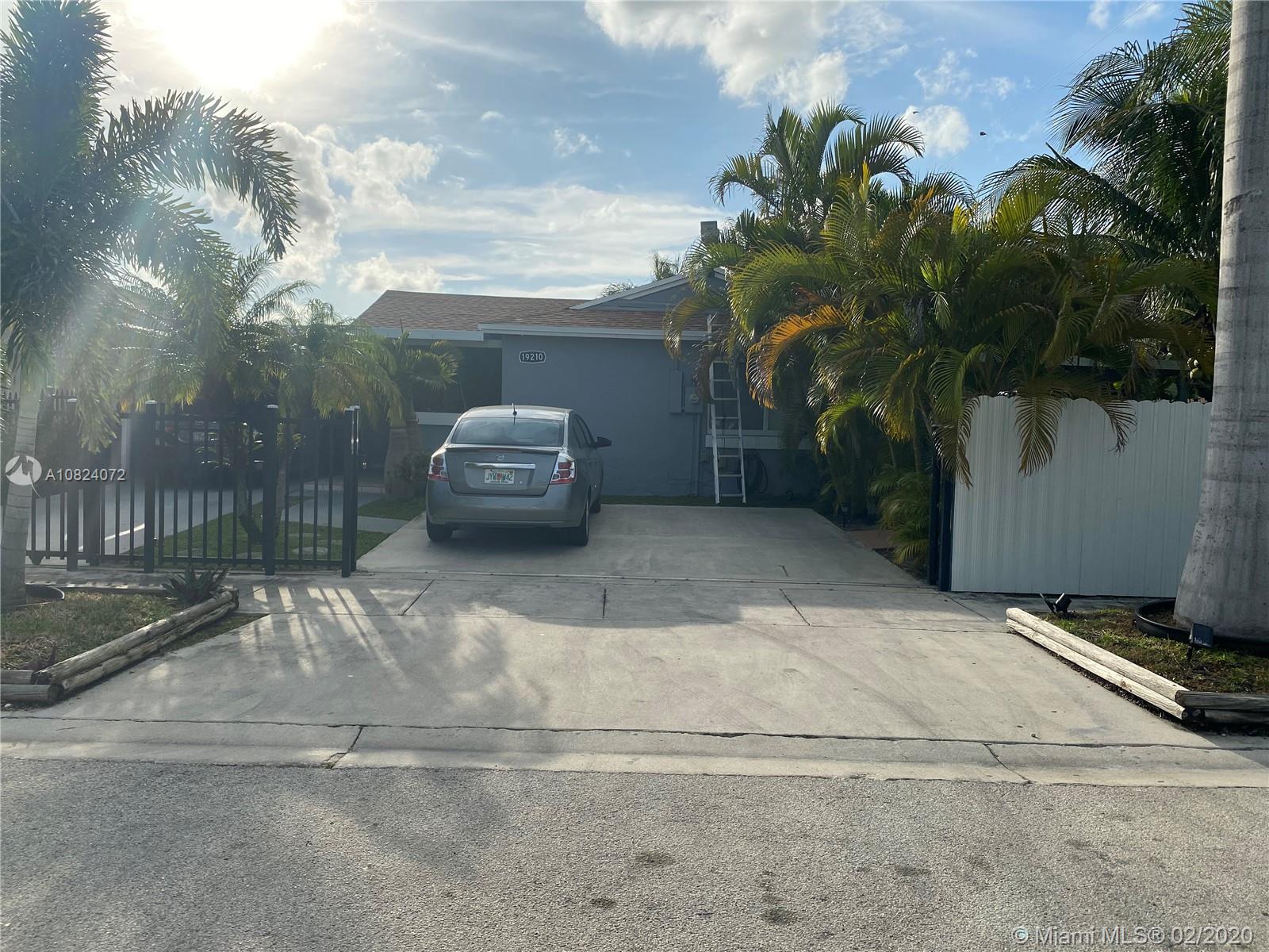 Miami, FL 33177,19210 SW 124th Ct