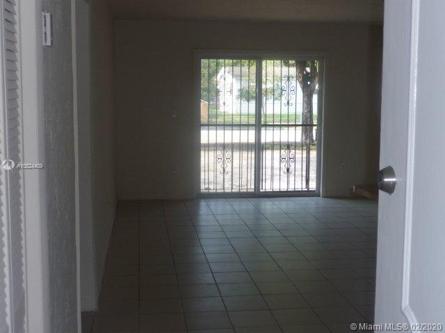 Hialeah, FL 33012,1275 W 35th St #4B