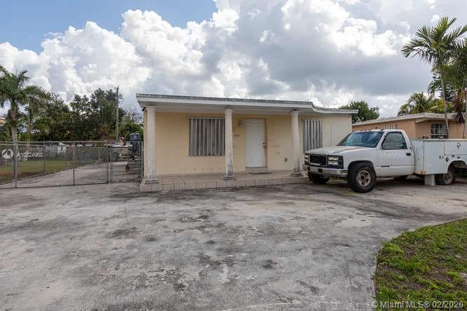 313 NW 8th Ave, Homestead, FL 33030