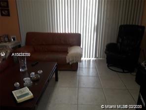 Miami, FL 33172,9371 Fontainebleau Blvd #I232