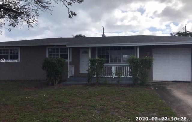 7940 Overlook Rd, Lake Worth, FL 33462