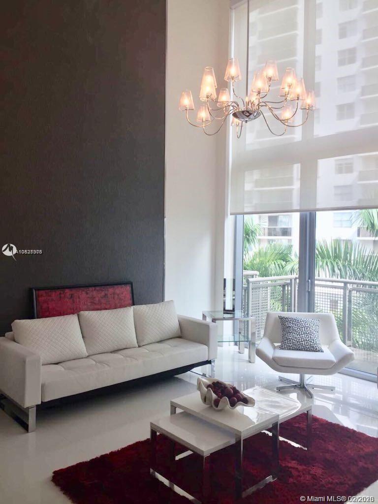 Miami Beach, FL 33140,6000 Collins Ave #509