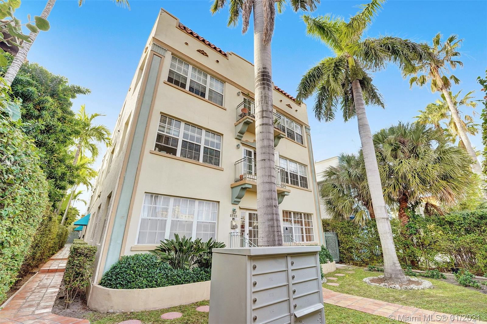 Miami Beach, FL 33139,1242 Drexel Ave #210