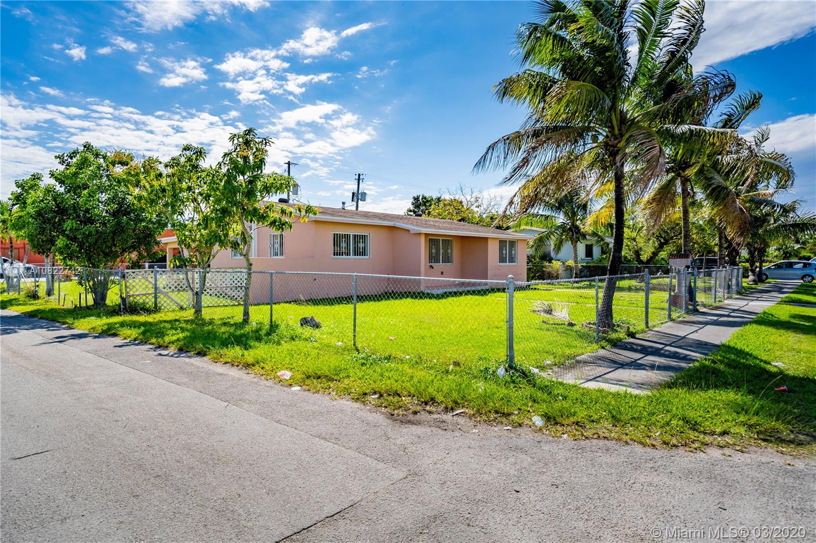 Homestead, FL 33033,1660 NE 9th St