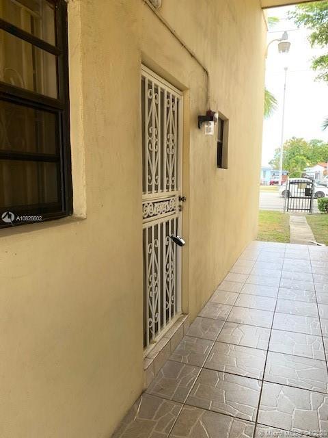 Miami, FL 33174,8701 SW 12th St #11