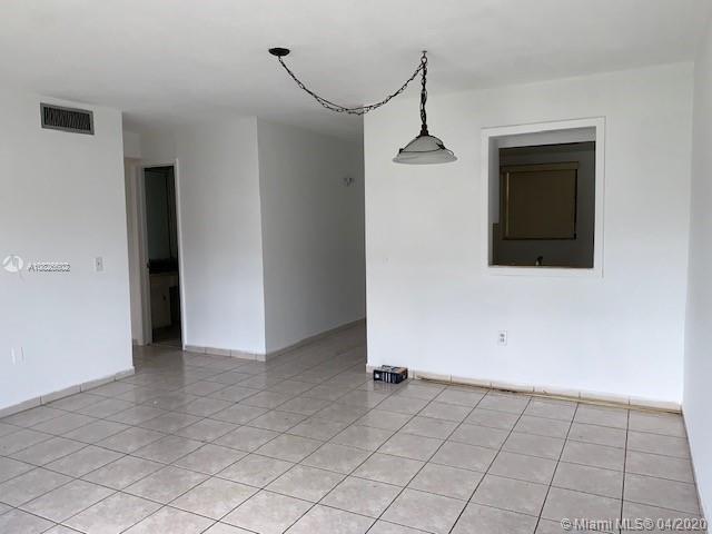 Miami, FL 33174,8701 SW 12th St #11