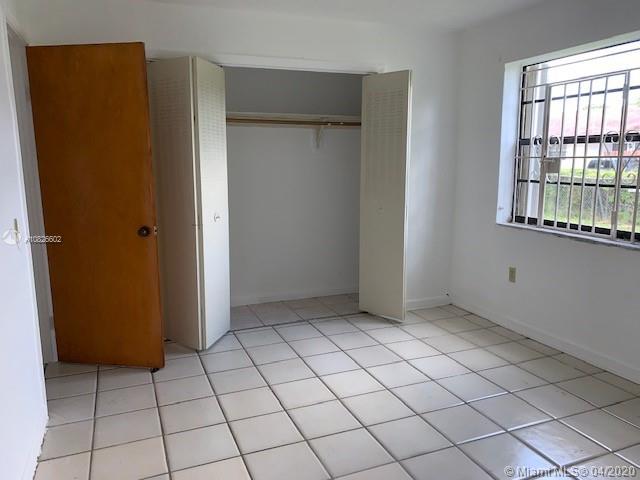 Miami, FL 33174,8701 SW 12th St #11