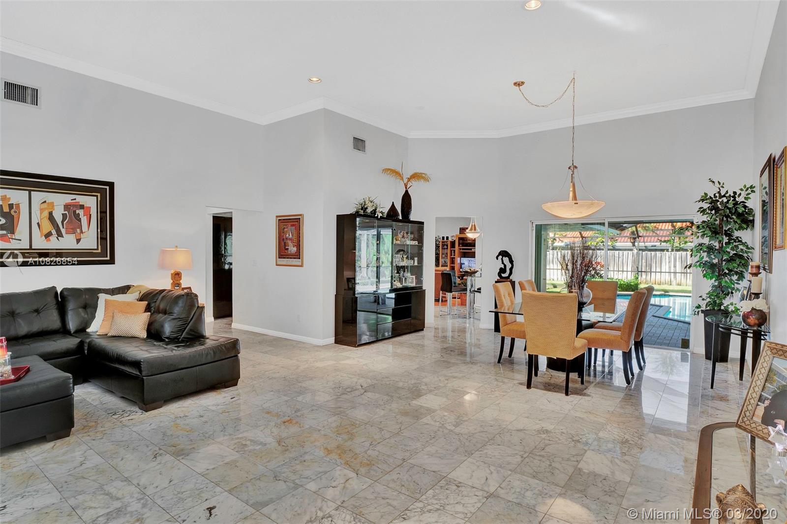 Palmetto Bay, FL 33157,8281 SW 180th St