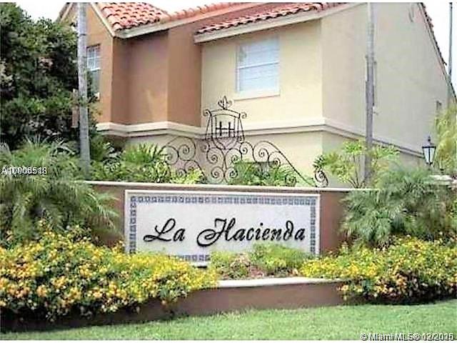 18356 NW 68th Ave #E, Hialeah, FL 33015