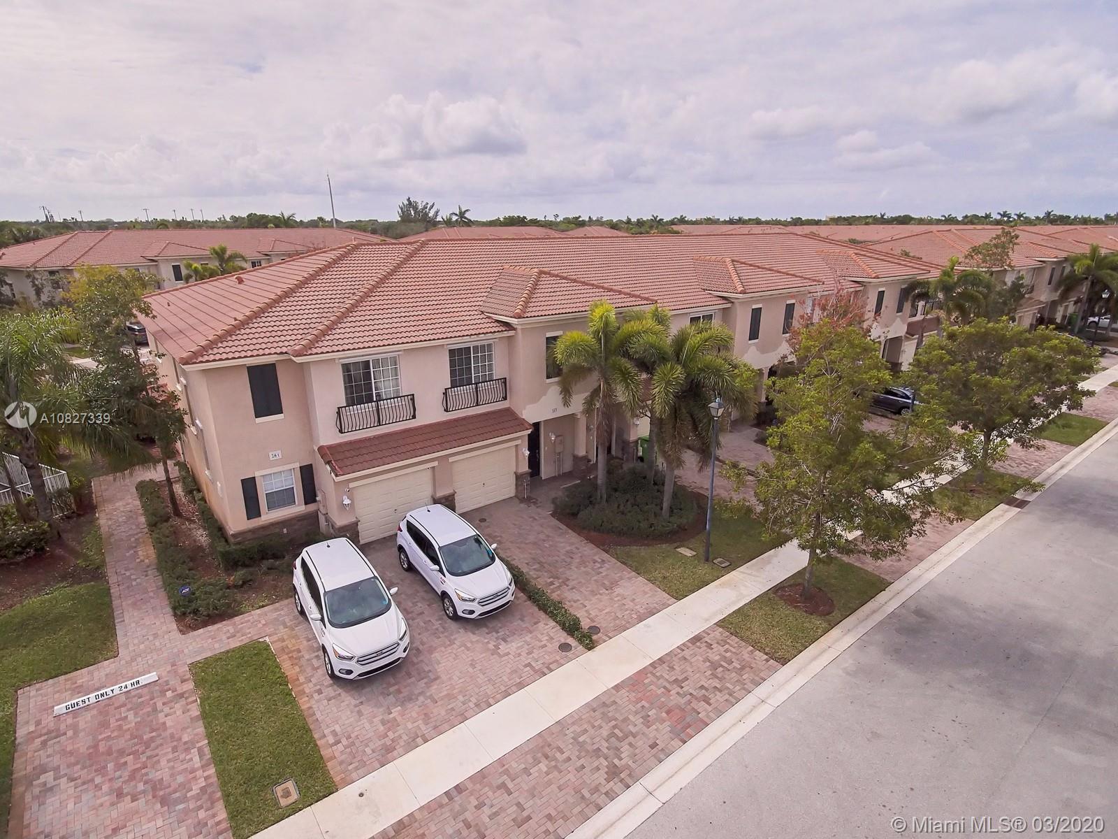 Sunrise, FL 33326,263 Las Brisas Circle #263