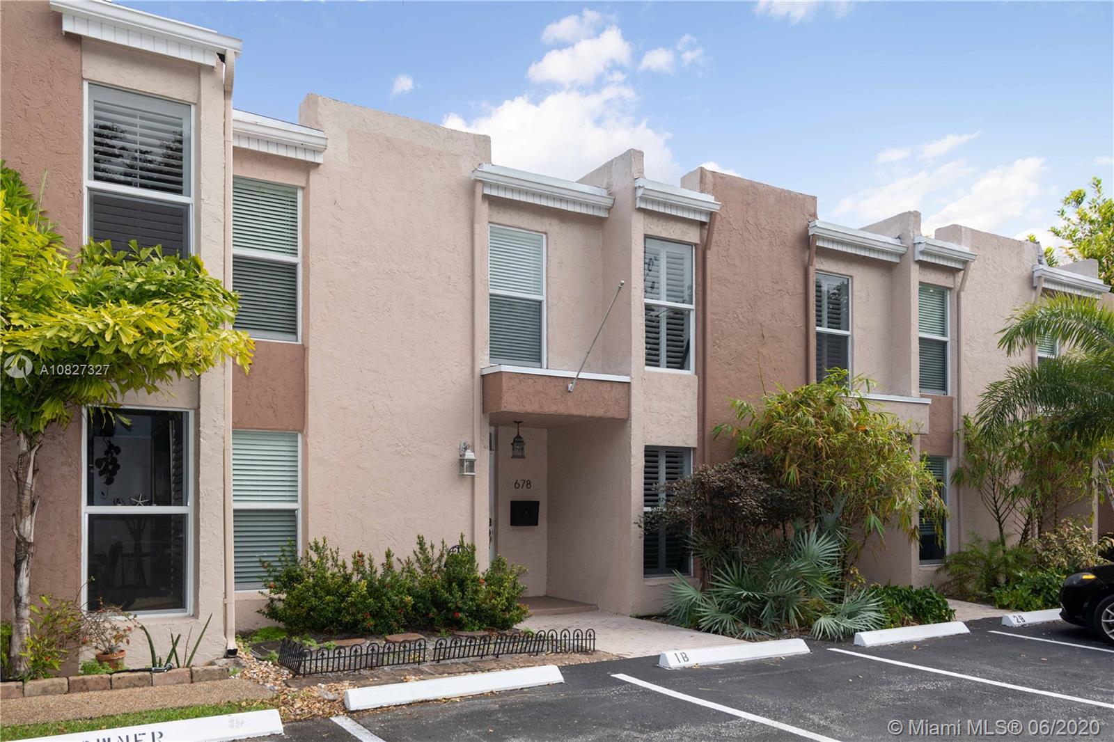 Wilton Manors, FL 33305,678 Kensington Pl #1B