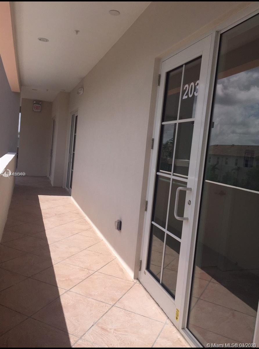 Miramar, FL 33025,2201 SW Palm Ave #4-207