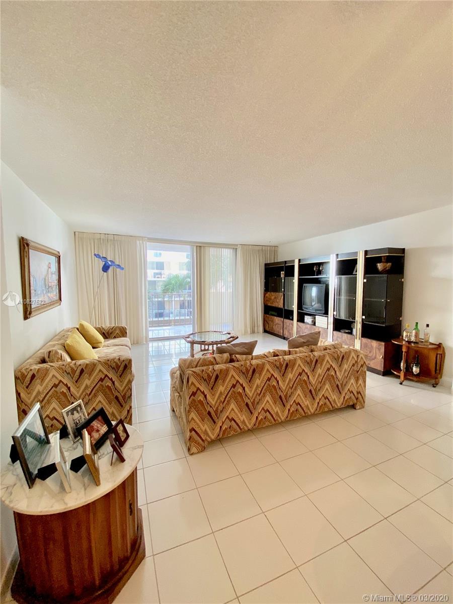 Hallandale Beach, FL 33009,1865 S Ocean Dr #3B