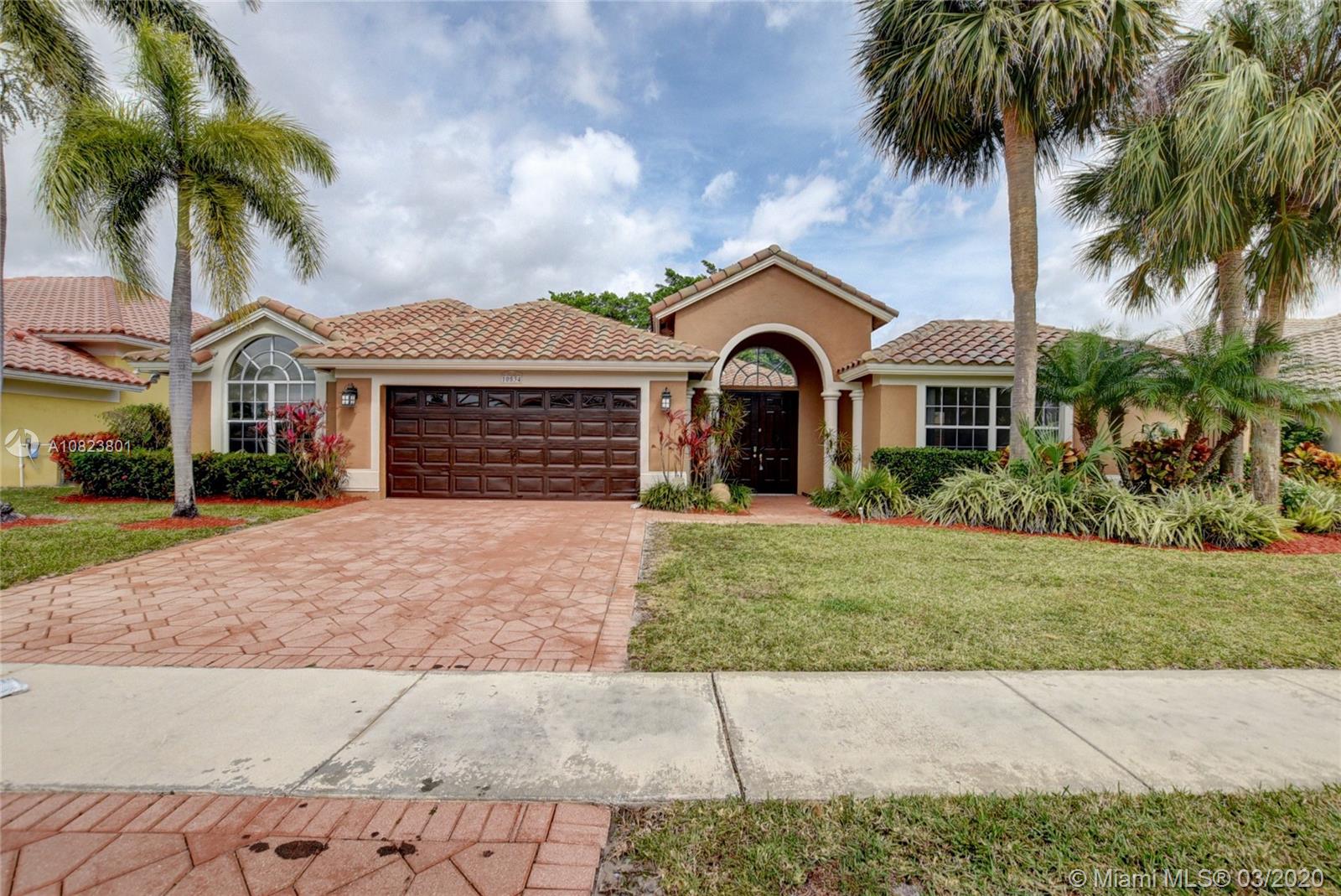 10534 Maple Chase Dr, Boca Raton, FL 33498