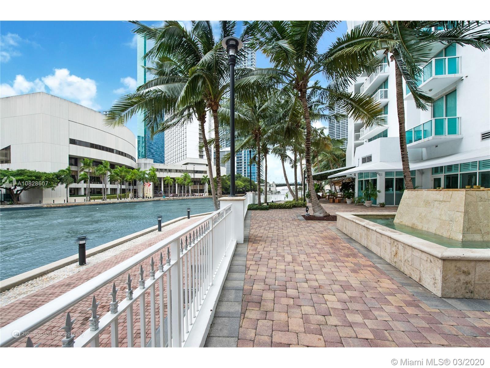 31 SE 5th St #907, Miami, FL 33131