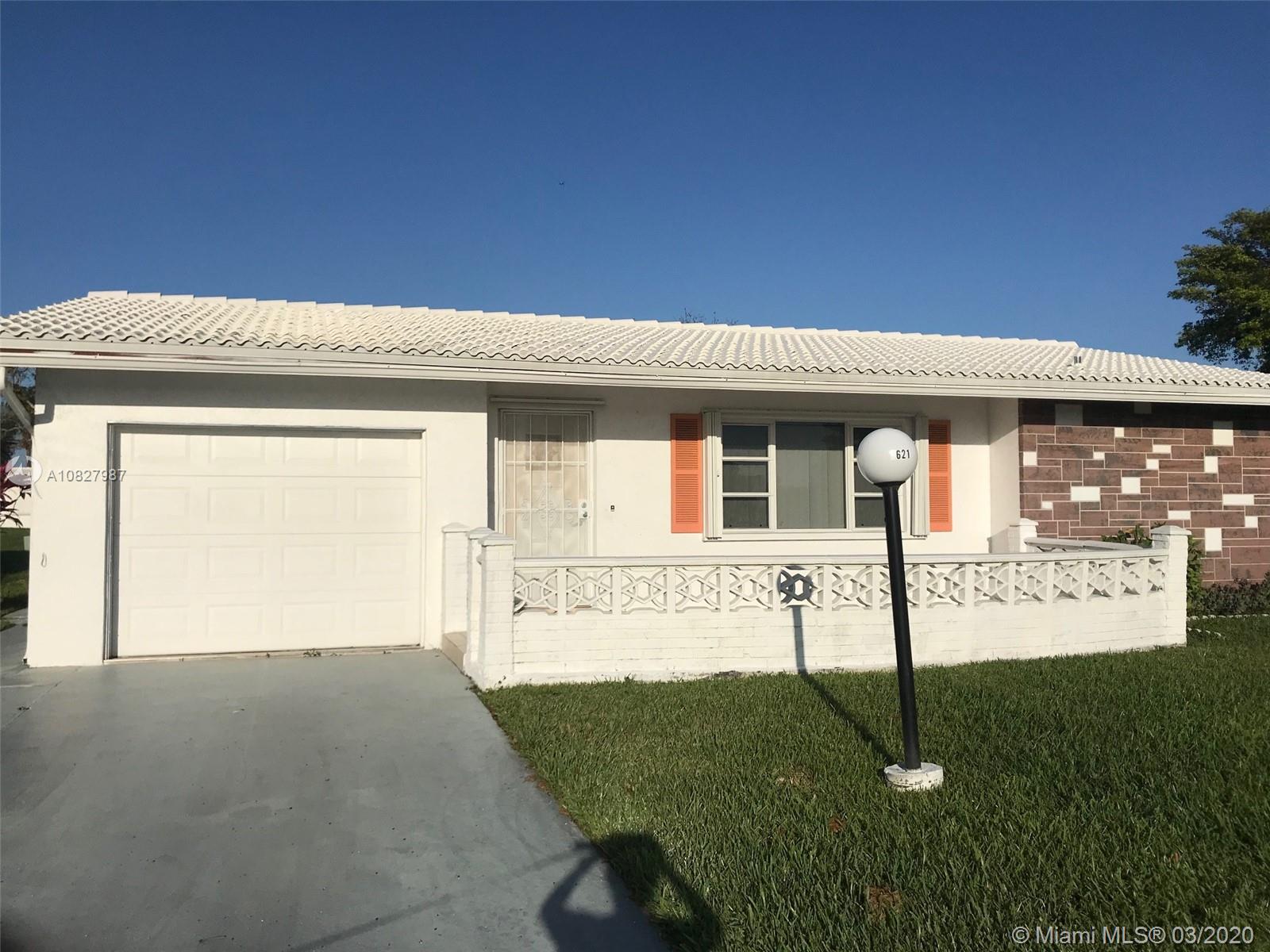 1621 NW 85th Way, Plantation, FL 33322