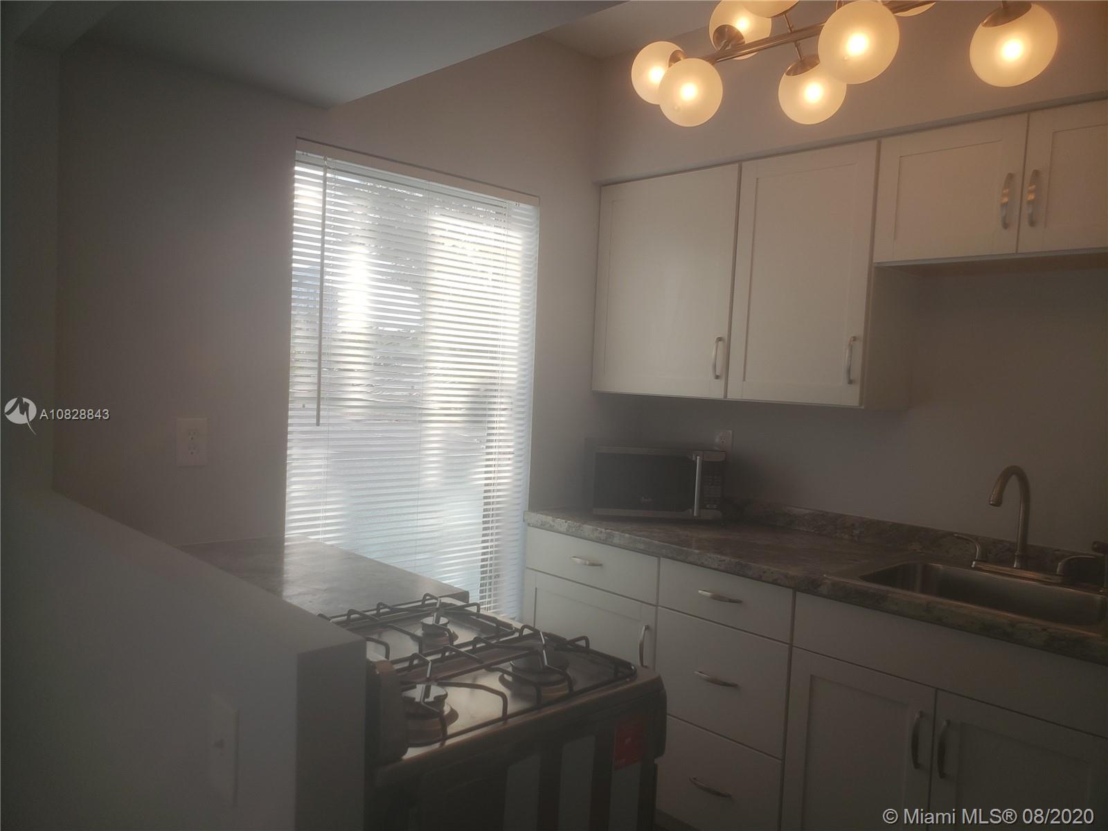 1004 Pennsylvania Ave 21