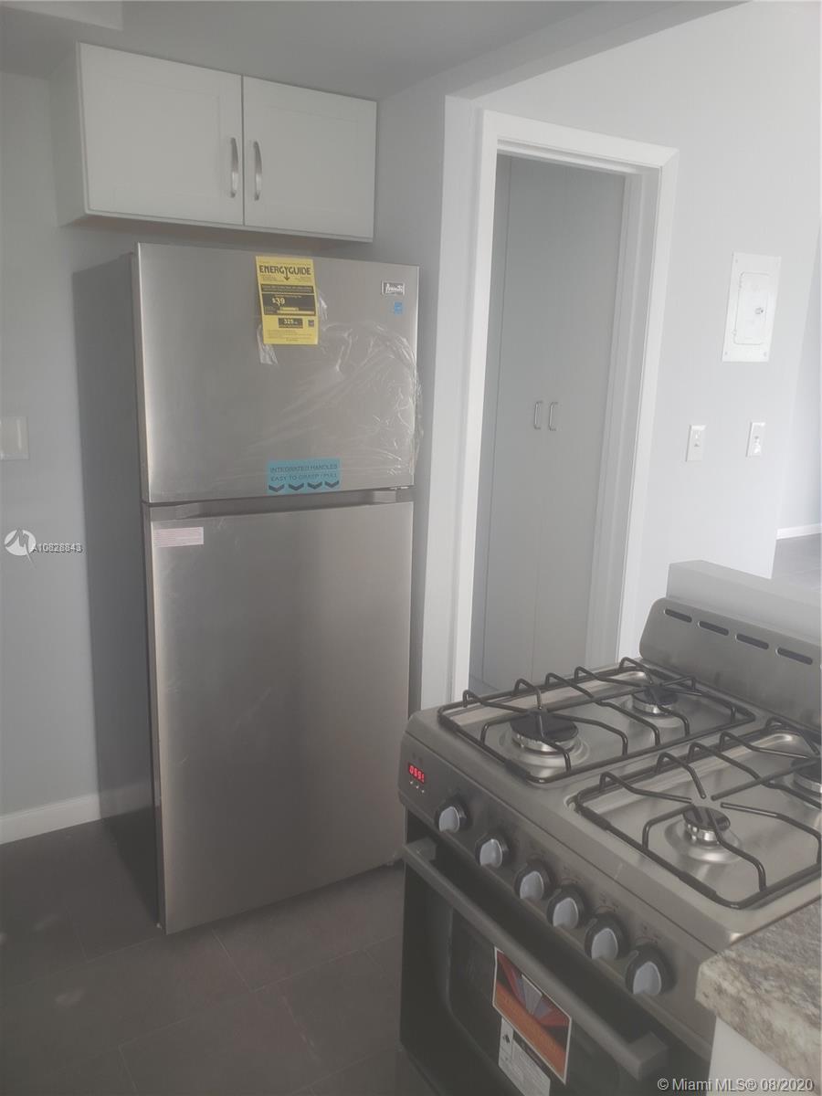 1004 Pennsylvania Ave 21
