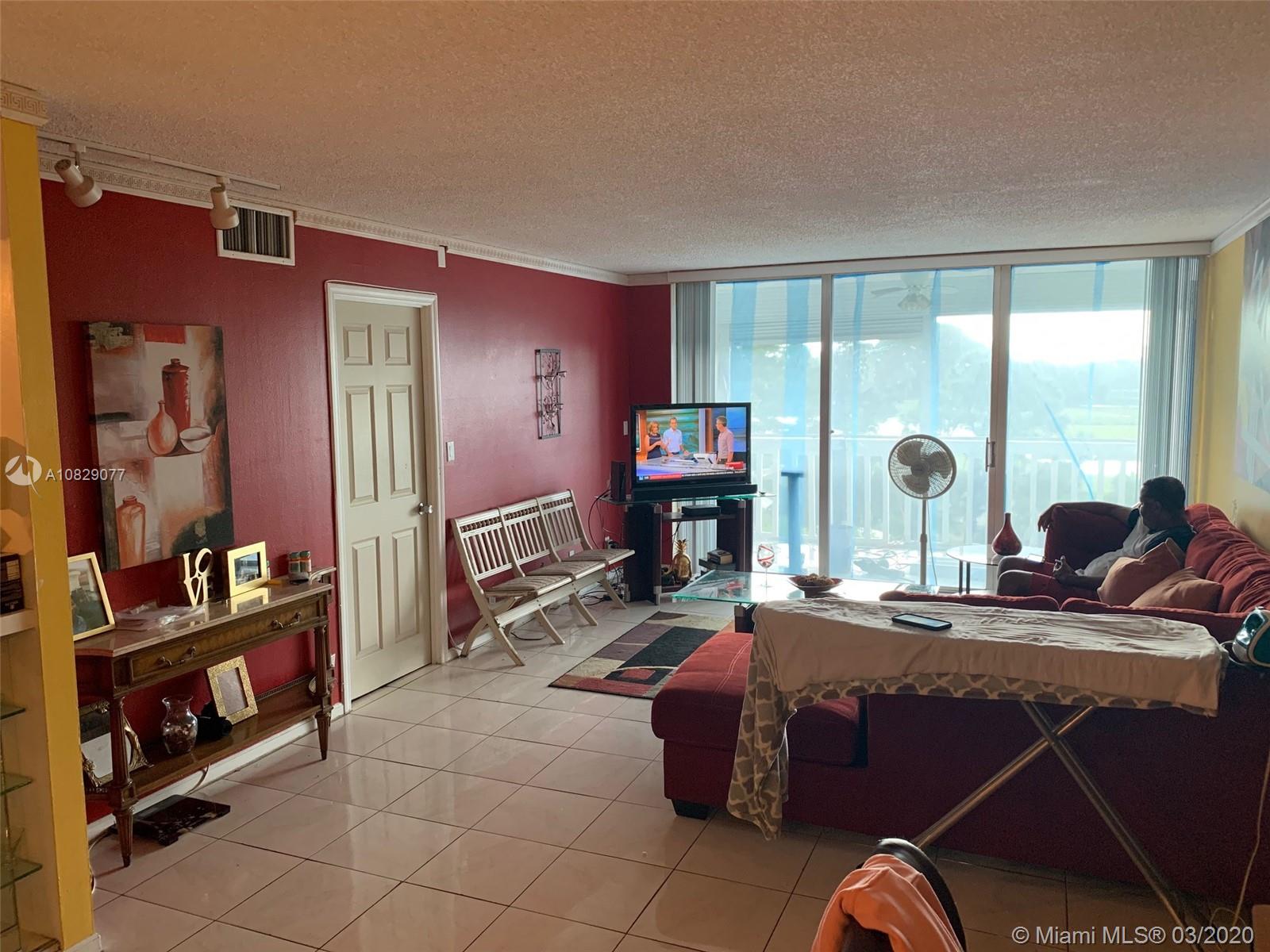 7041 Environ Blvd #329, Lauderhill, FL 33319