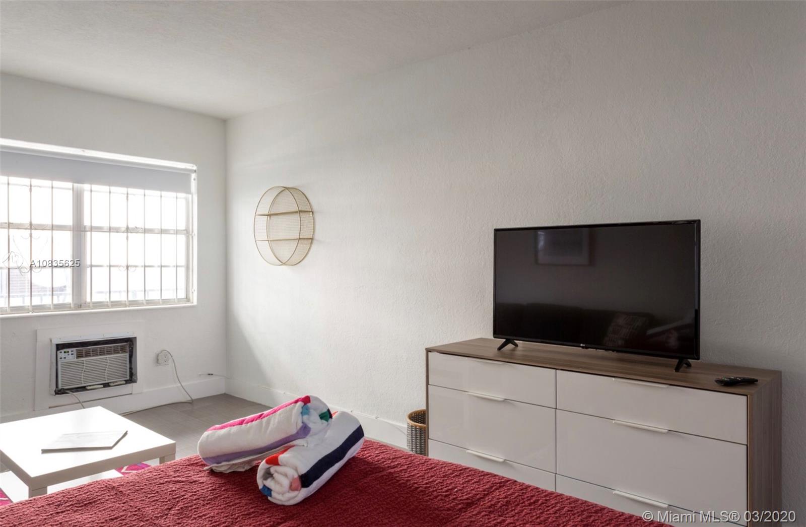 4015 Indian Creek Dr 302, Miami Beach, Florida 33140, ,1 BathroomBathrooms,Residentiallease,For Rent,4015 Indian Creek Dr 302,A10835625