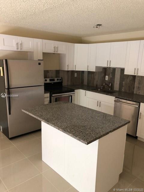 Lauderhill, FL 33313,5839 Blueberry Ct #76