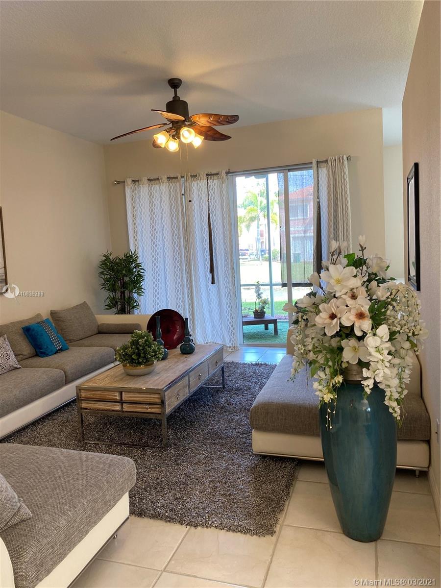Tamarac, FL 33321,7922 E Exeter Blvd E #103