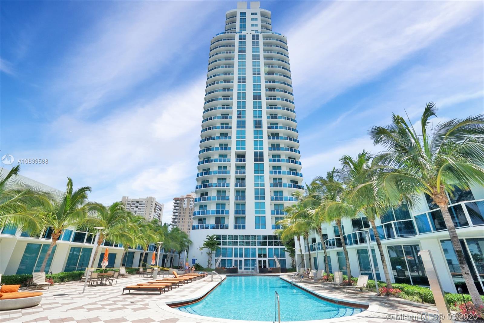 Hallandale Beach, FL 33009,1945 S Ocean Dr #407