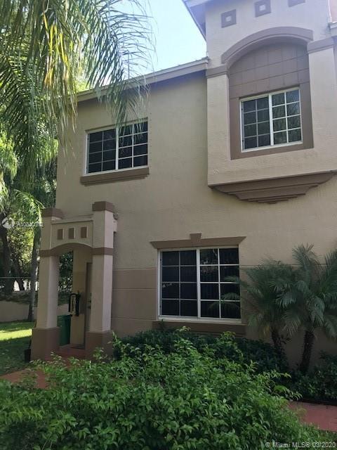 15720 SW 92nd Ave #1A, Palmetto Bay, FL 33157