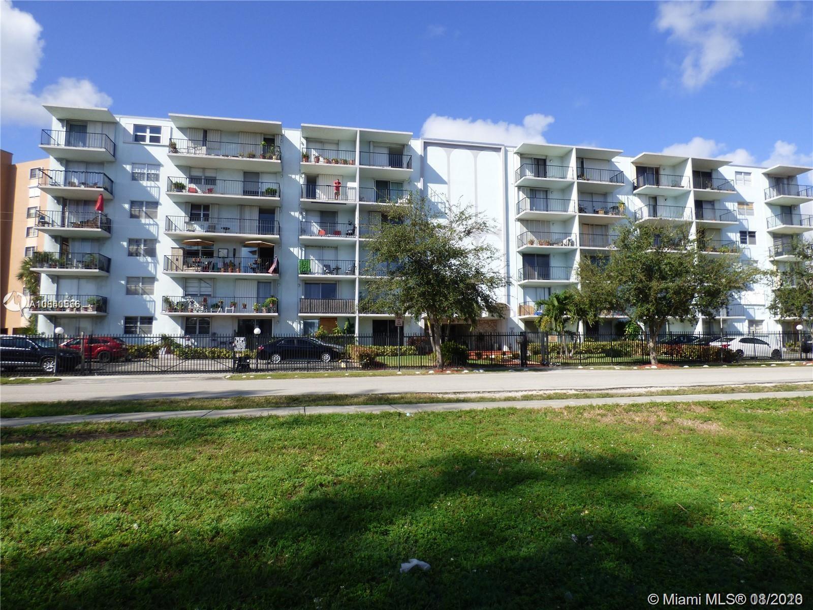 12500 NE 15th Ave #405, North Miami, FL 33161