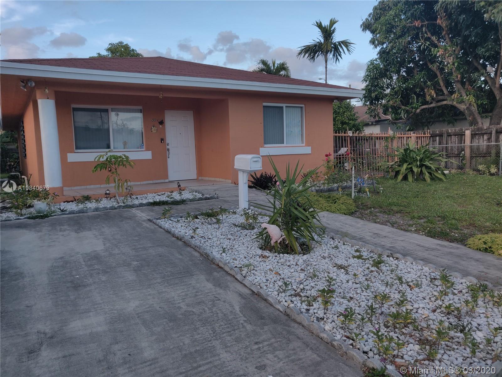 Hialeah, FL 33010,881 NE 4th Pl