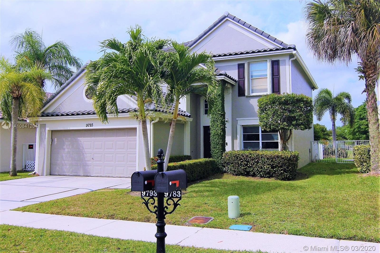 9793 N Grand Duke Cir,  Tamarac,  FL 33321