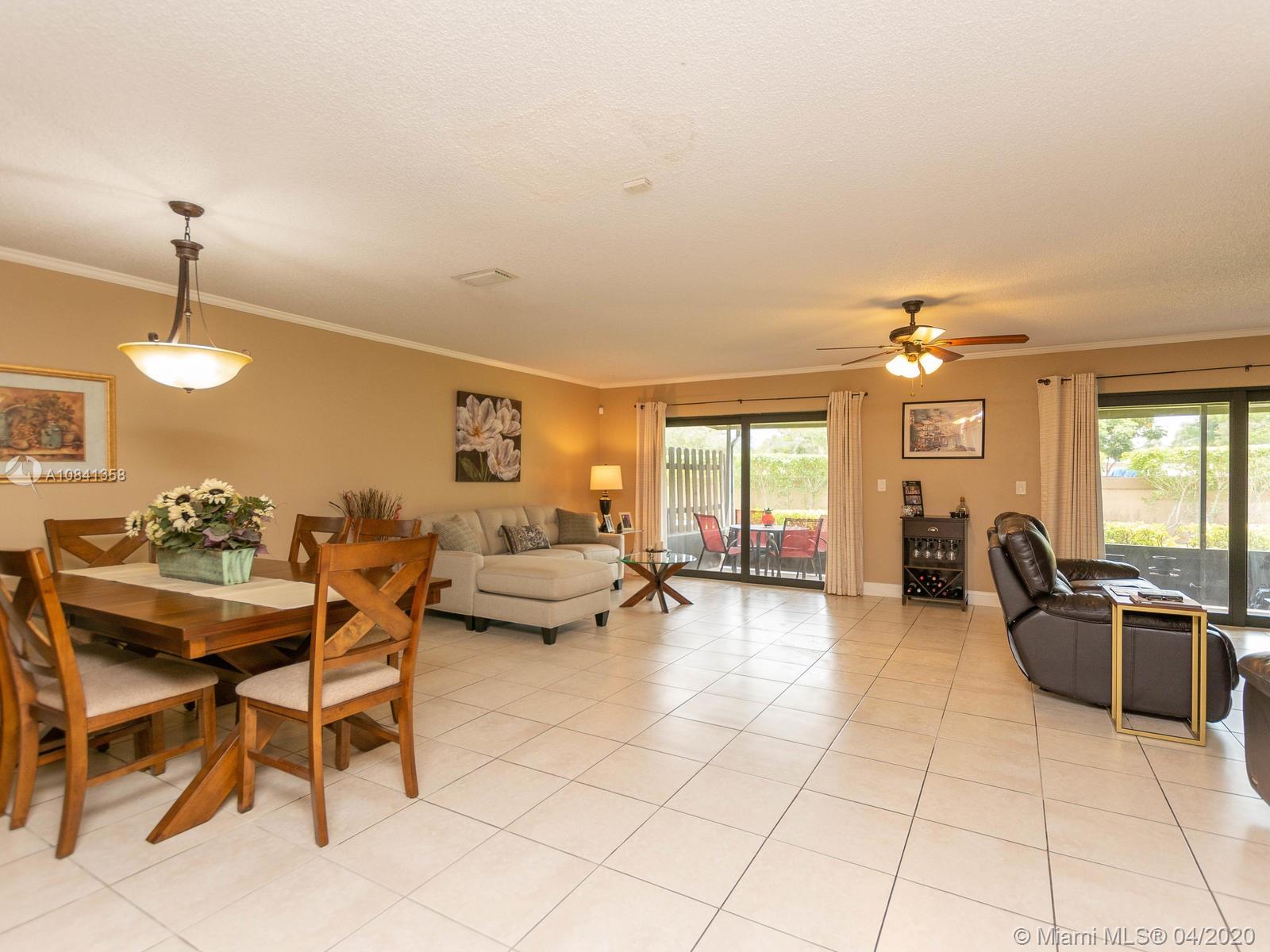 Sunrise, FL 33326,244 Lakeside Cir #244