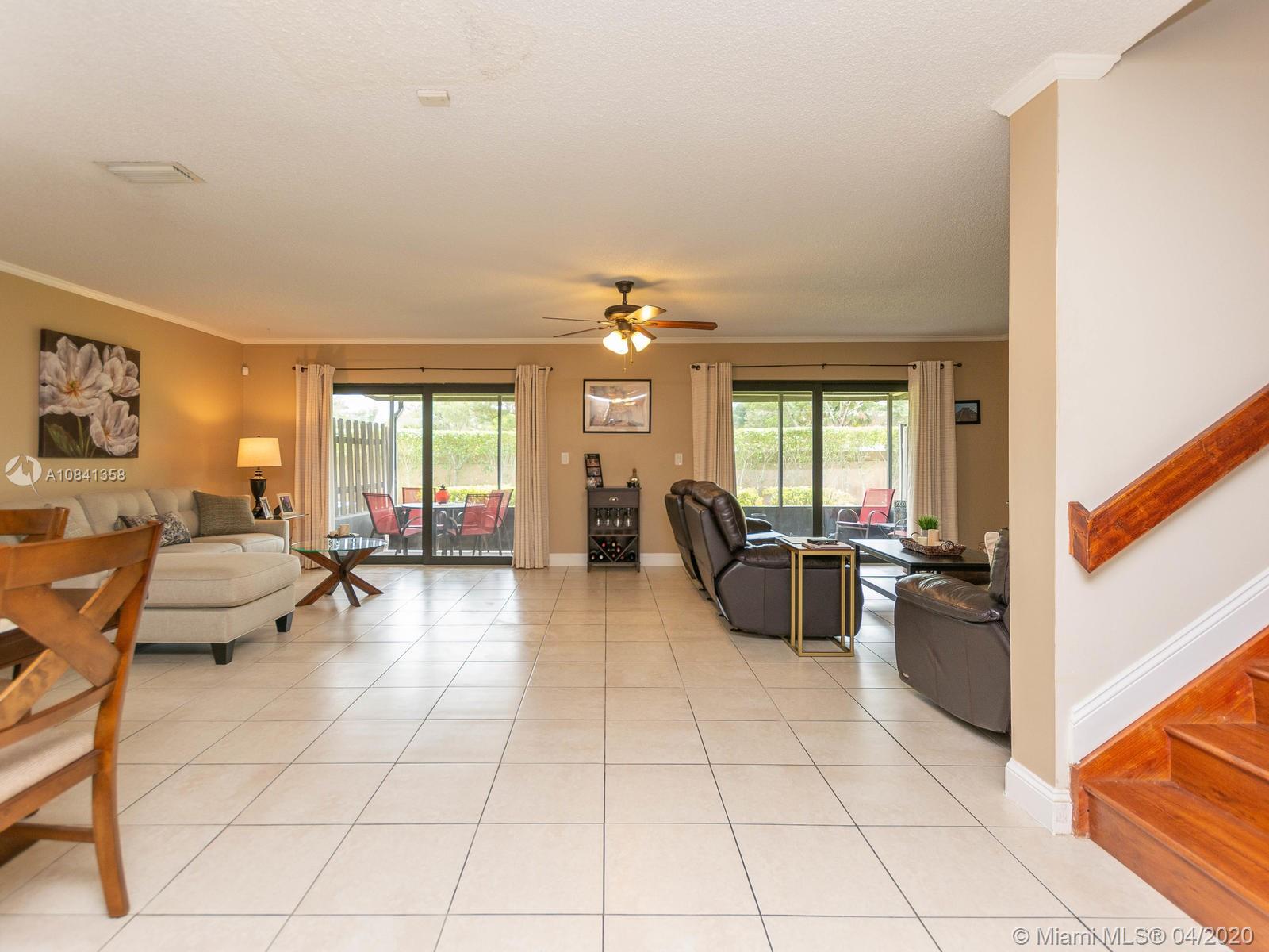 Sunrise, FL 33326,244 Lakeside Cir #244