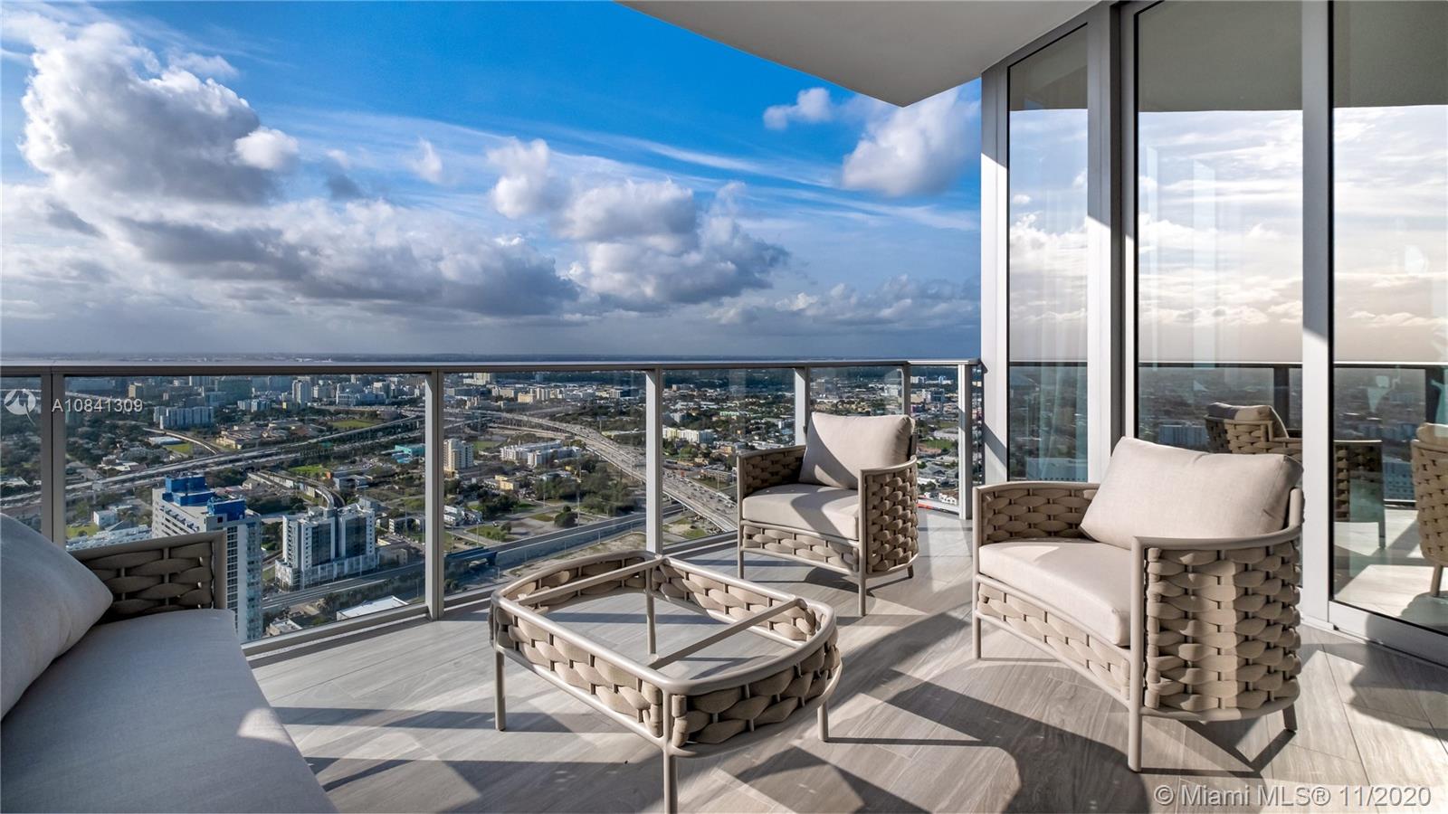 851 NE 1st Ave #4304, Miami, FL 33132