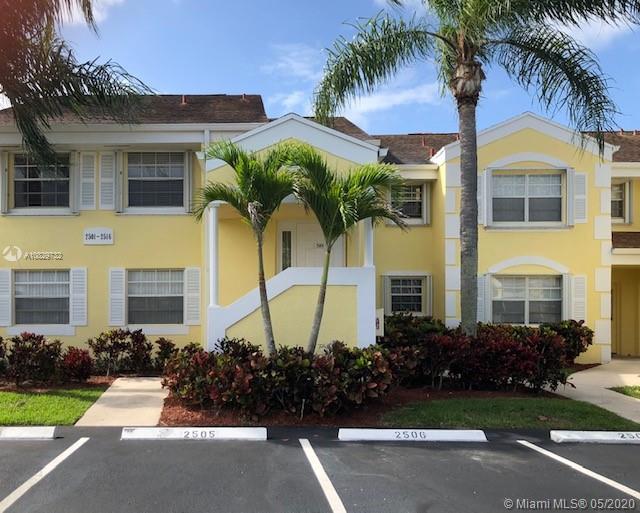 FRESHLY PAINTED 3 BR/ 2 BA CONDO ON 2ND FLOOR. WALK UP YOUR WIDE STAIRWAY THROUGH FOYER TO SPACIOUS LIVING AREA. OFFERS A SPLIT FLOORPLAN, COMPLETELY TILED THROUGHOUT, SCREENED PATIO & ACCORDIAN SHUTTERS. THE ASSOC FEE INCLUDES; BUILDING INS, ROOF, CABLE, INTERNET, WATER, SEWER, TRASH, EXTERMINATOR, & ACCESS TO CLUBHOUSE.