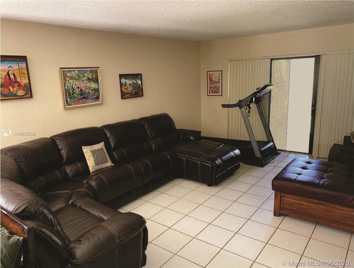 Weston, FL 33326,399 Lakeview Dr #101