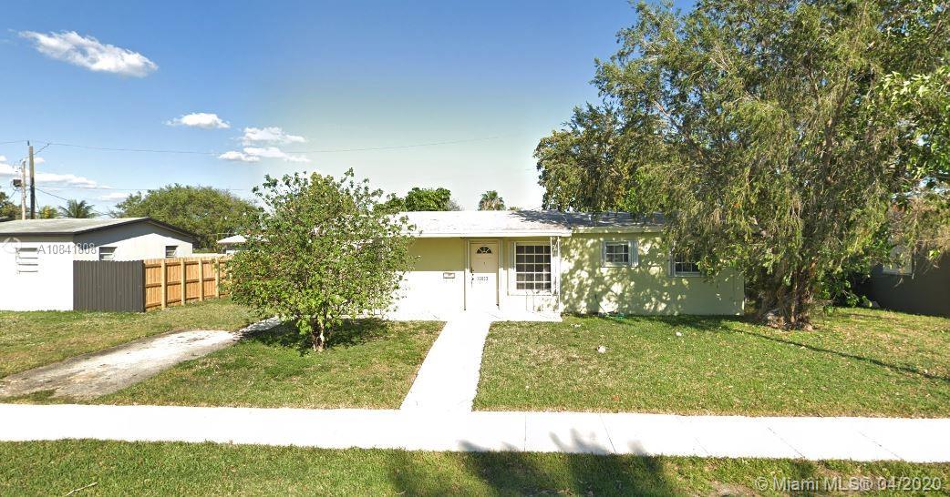 13833 Van Buren Street, Miami, FL 33176