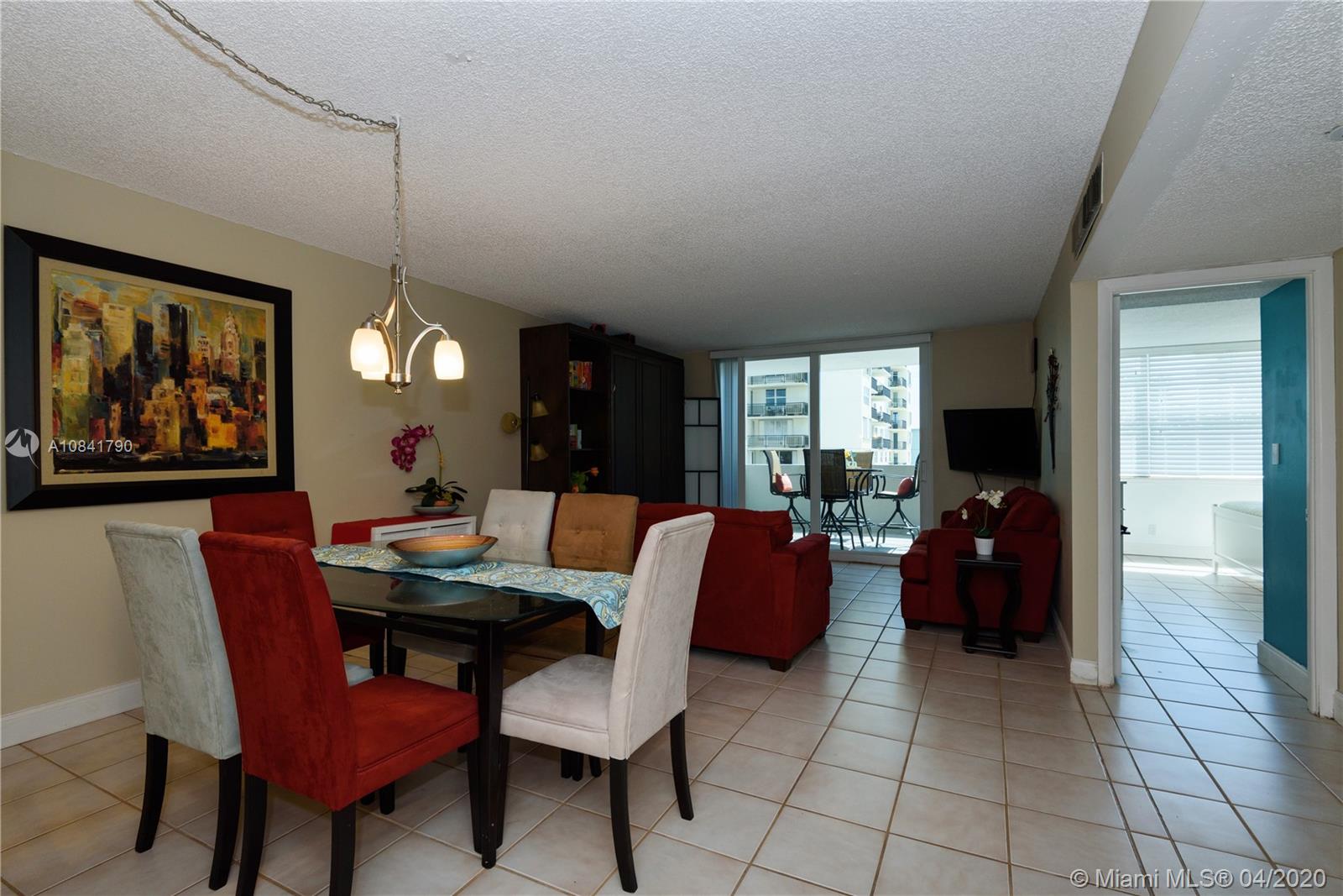 Hollywood, FL 33019,1400 S Ocean Dr #201