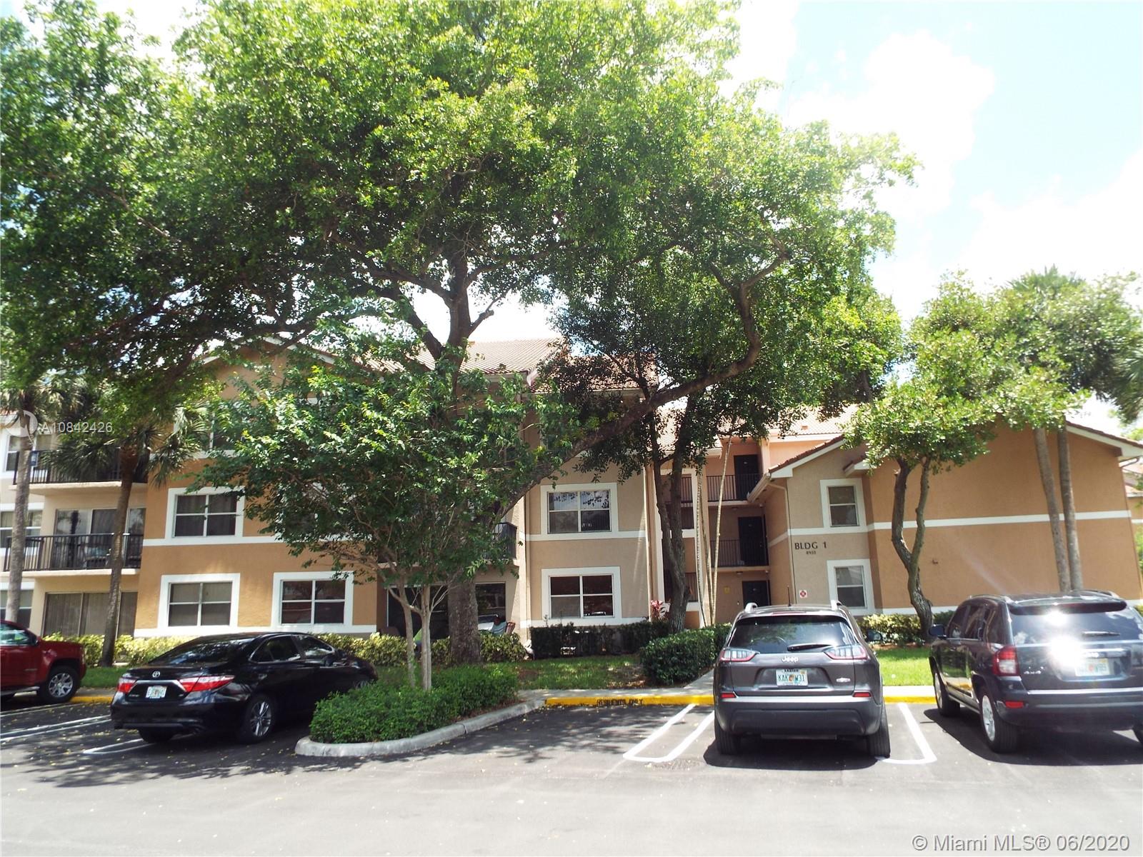 Coral Springs, FL 33067,8955 Wiles Rd #306