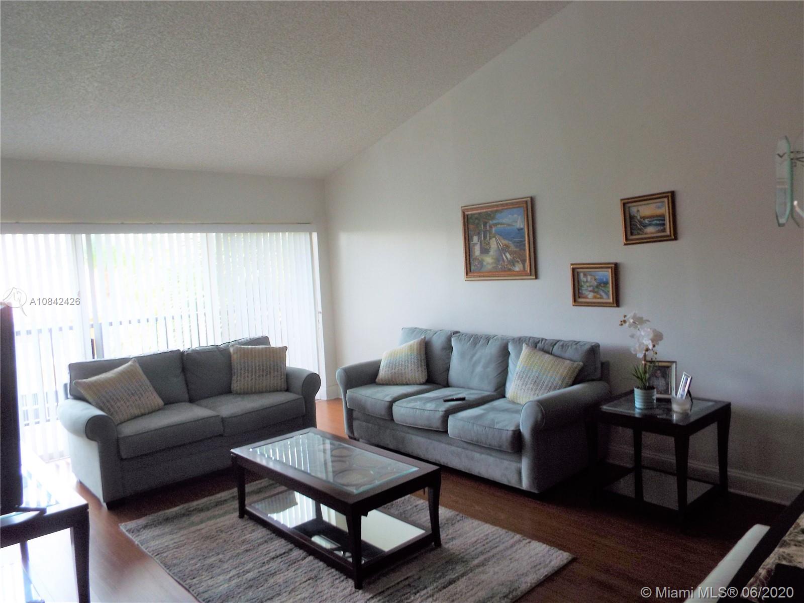 Coral Springs, FL 33067,8955 Wiles Rd #306