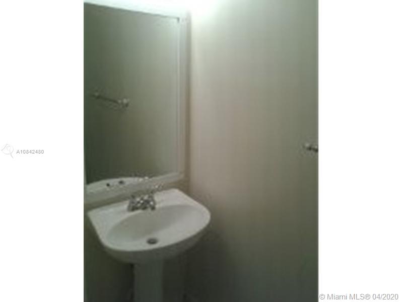Miami, FL 33179,840 NE 212th Ter #5
