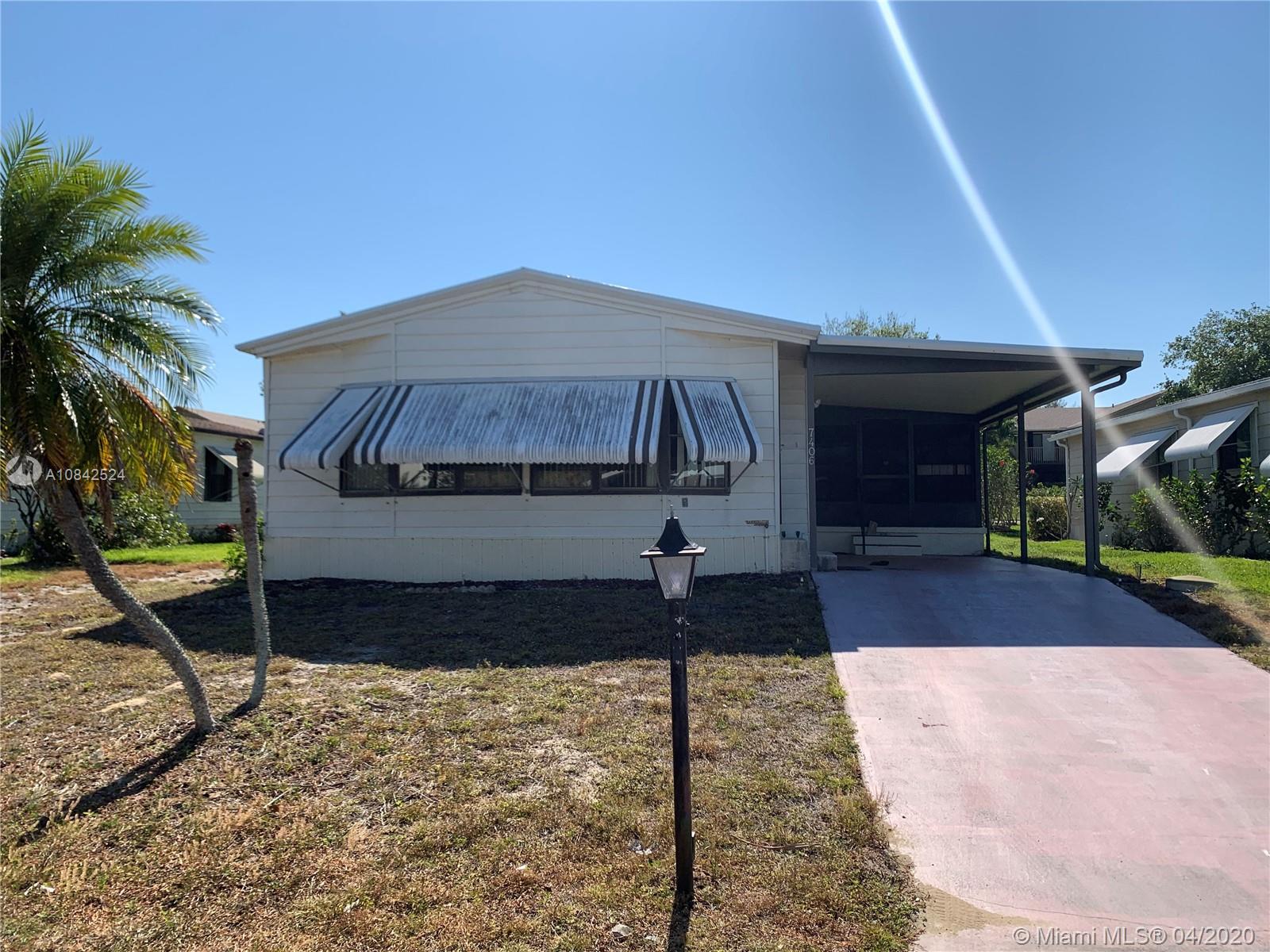 7406 SE Independence Ave, Hobe Sound, FL 33455