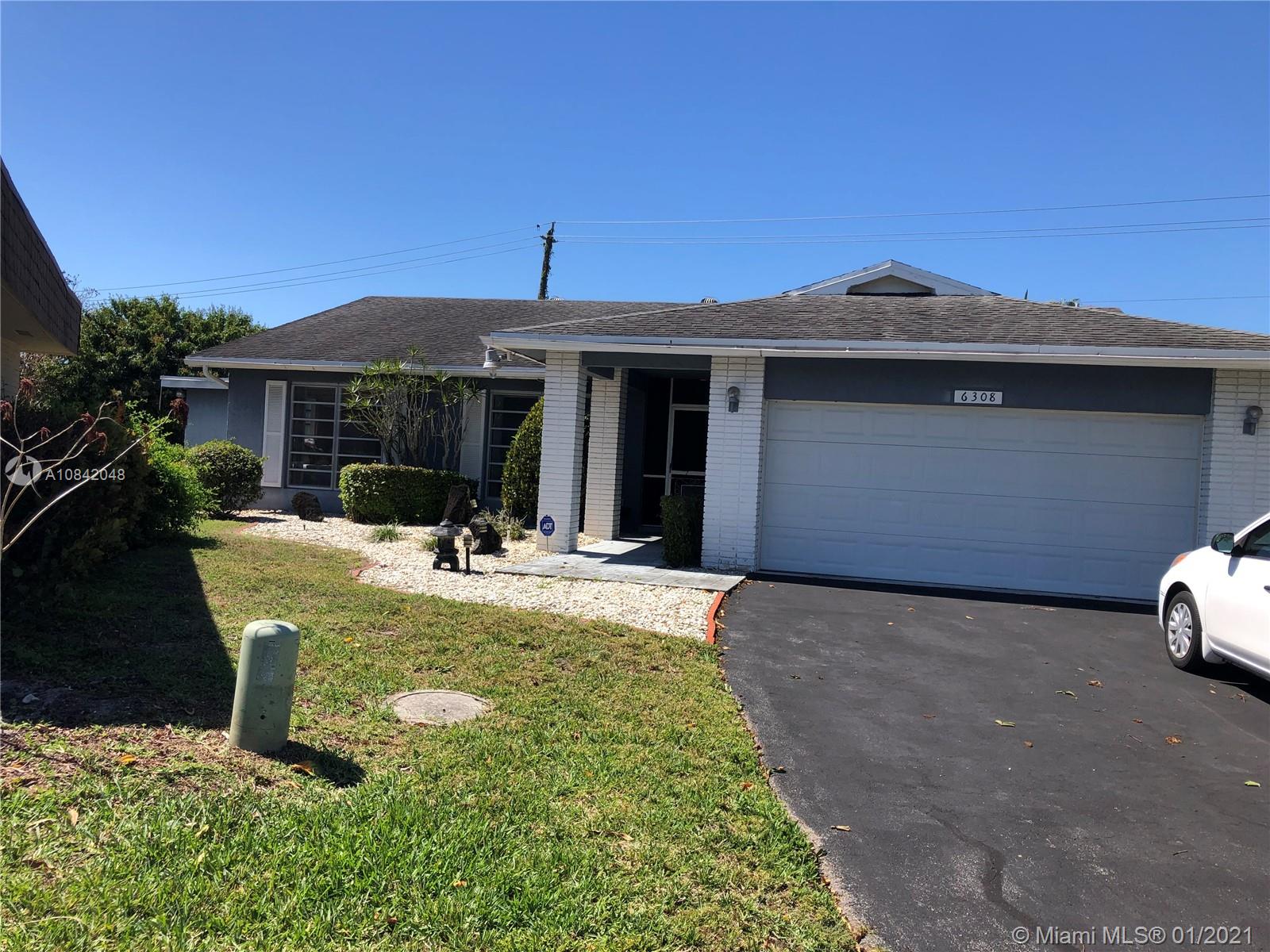 Tamarac, FL 33319,6308 Silk Oak Cir