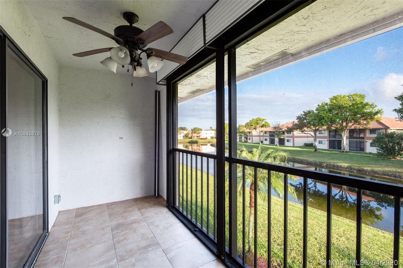 Delray Beach, FL 33484,15451 Pembridge Dr #227