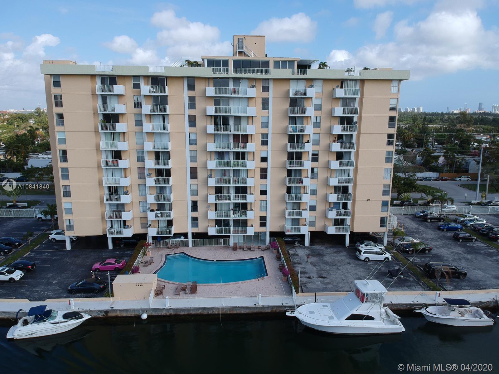 2020 NE 135th St #207, North Miami, FL 33181