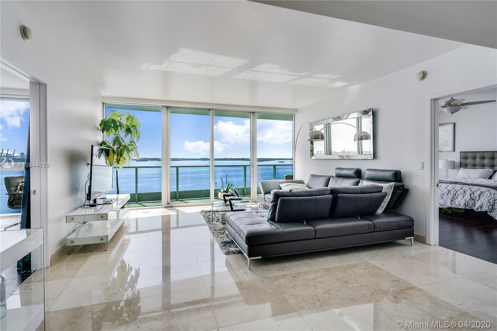 Miami, FL 33131,1331 Brickell Bay Dr #1403