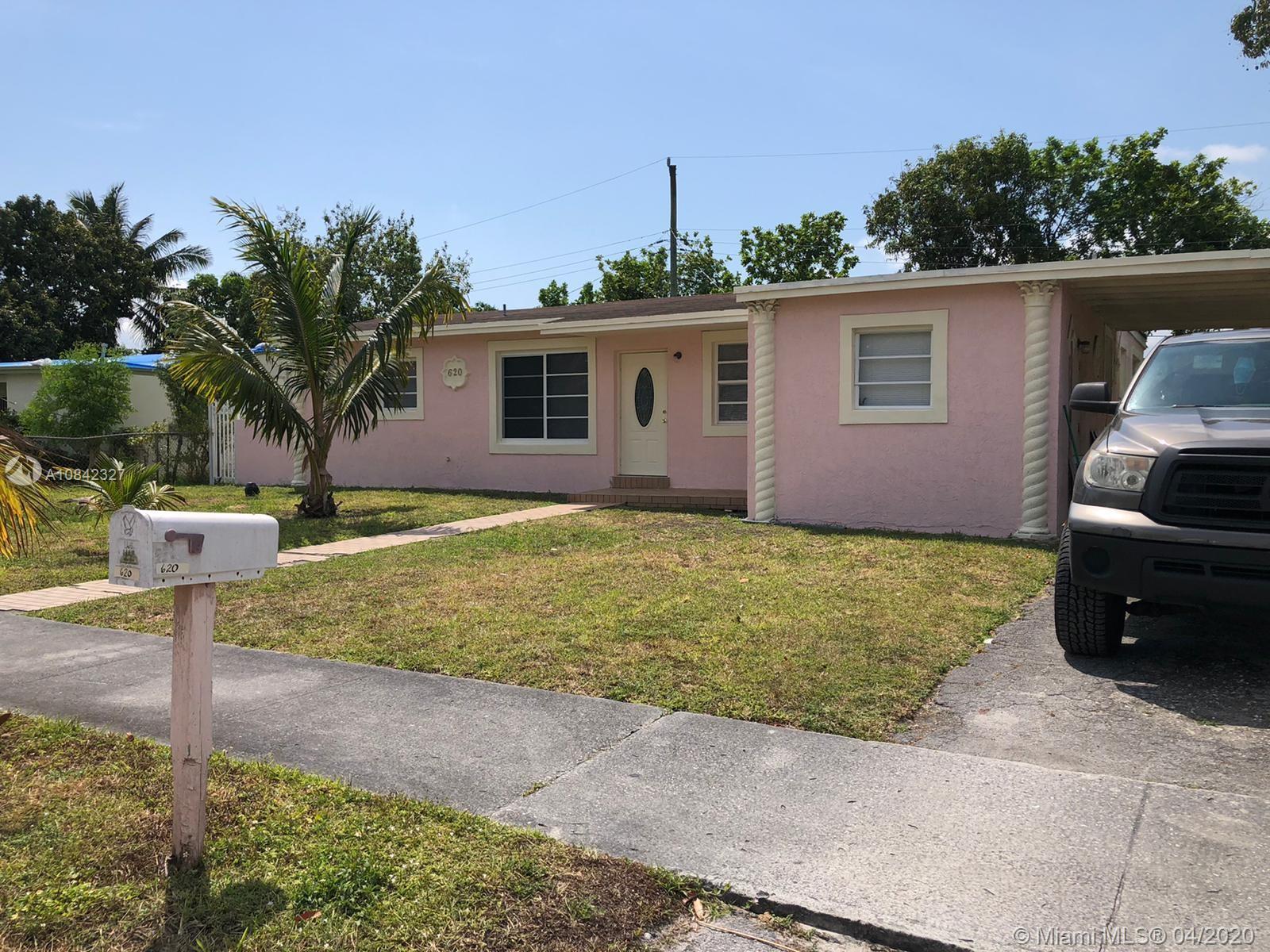 620 NW 179th Ter, Miami Gardens, FL 33169