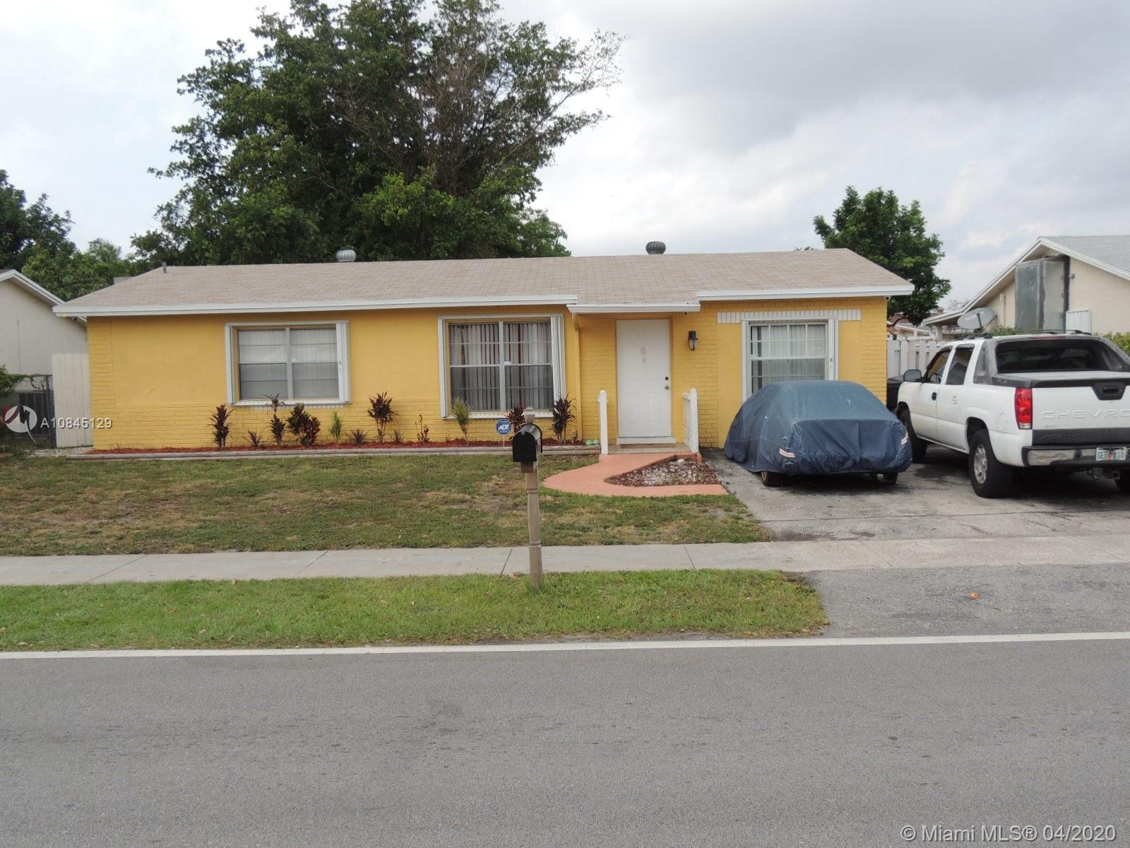 7607 Kimberly Blvd, North Lauderdale, FL 33068