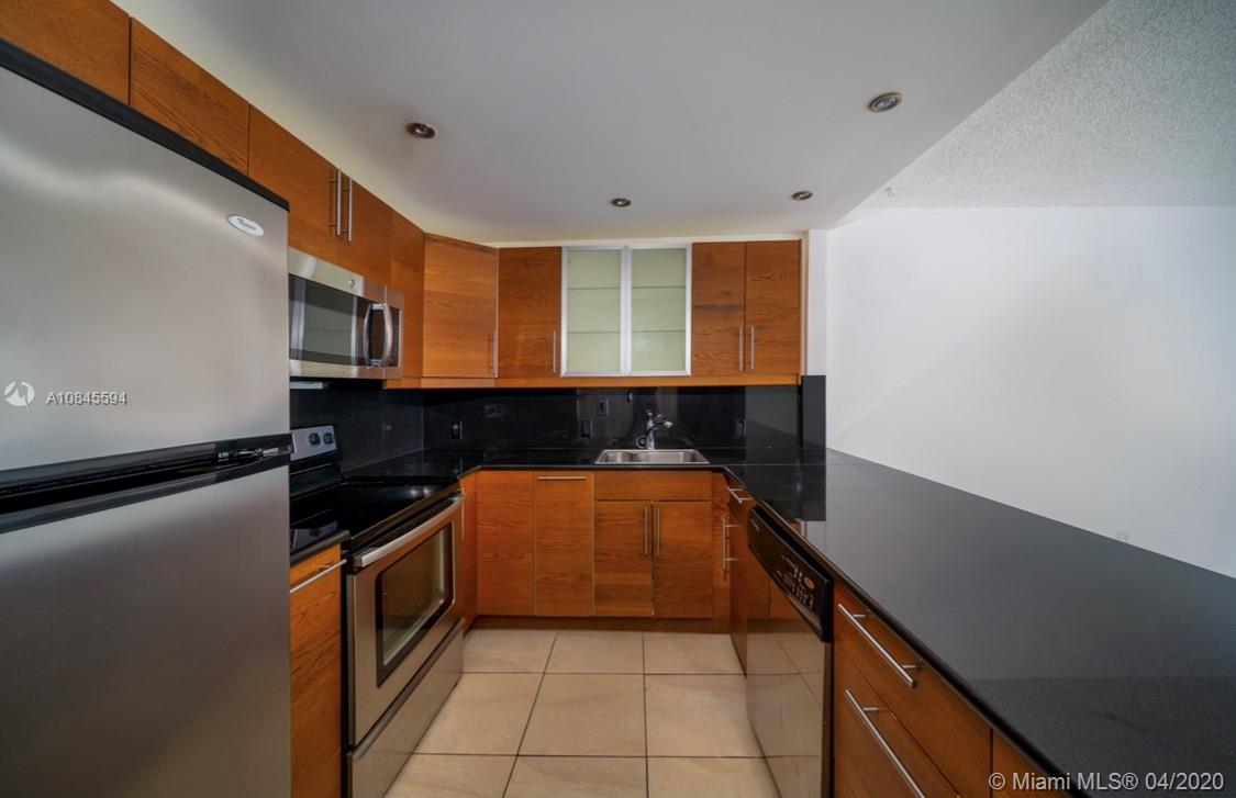 Sunny Isles Beach, FL 33160,100 Bayview Dr #1011