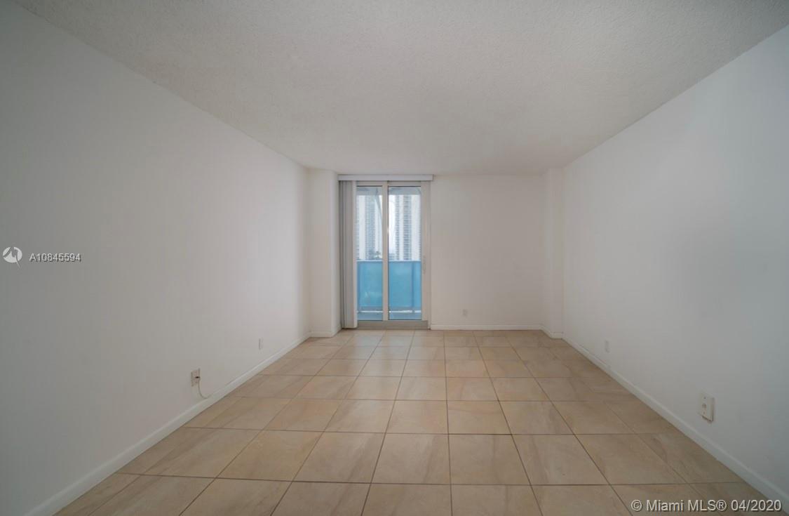 Sunny Isles Beach, FL 33160,100 Bayview Dr #1011